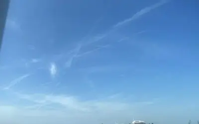 Amsterdam: natural clouds gone, chemtrails still there