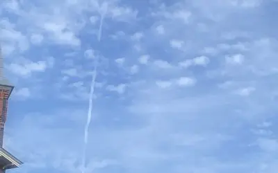 Another day of chemtrails in the Hague