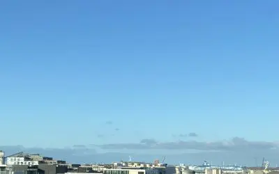 Amsterdam: thin misty veil in the sky, but picture is much more blue than in reality (just saw two planes pulling chemtrails)