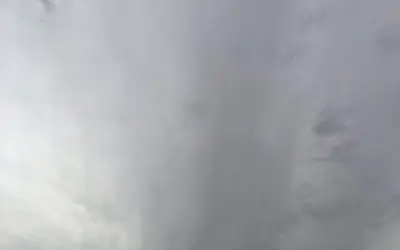 Disgusted in Phoenix. We started this morning with the fool’s spraying the skies and this is what we have had all Sunday afternoon. Thanks for nothing Arizona state Government, you keep letting us down. shame on you!