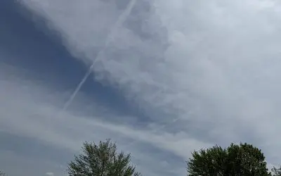 Chemtrails in St. Charles Missouri – April 24, 2025
