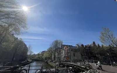 Amsterdam: they are busy on this beautiful day
