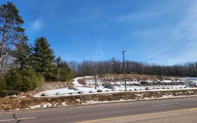 Some chem trails in da U.P.
