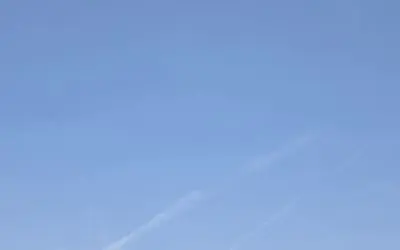 Spray for extreme heat