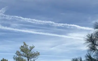 Dewey, Arizona – Our Clear Blue Morning Sky Is Now A Dome Of Grey Chemicals On Thanksgiving Day!!!