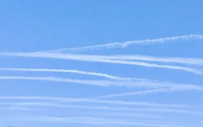 Trumps Chemtrails in Arizona City AZ. Several schools are directly below these chemical dispersants.