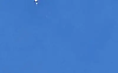 Started beautiful and clear. But, ny 0730 they are 5 deep with endless spraying.