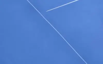 Strange curvatures and cross patterns