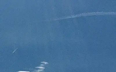 Florida skies are skies of death. Dead Florida skies. Don’t bother reporting to the Florida EPA because they do absolutely nothing about it..even though there supposedly is a law. Joke is on the Florida tax payer once again.