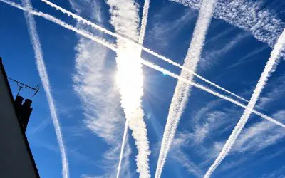 “Conspiracy Theorists” Right Again — Hidden Camera Captures “Elites” Admitting To Chemtrails At World Economic Forum